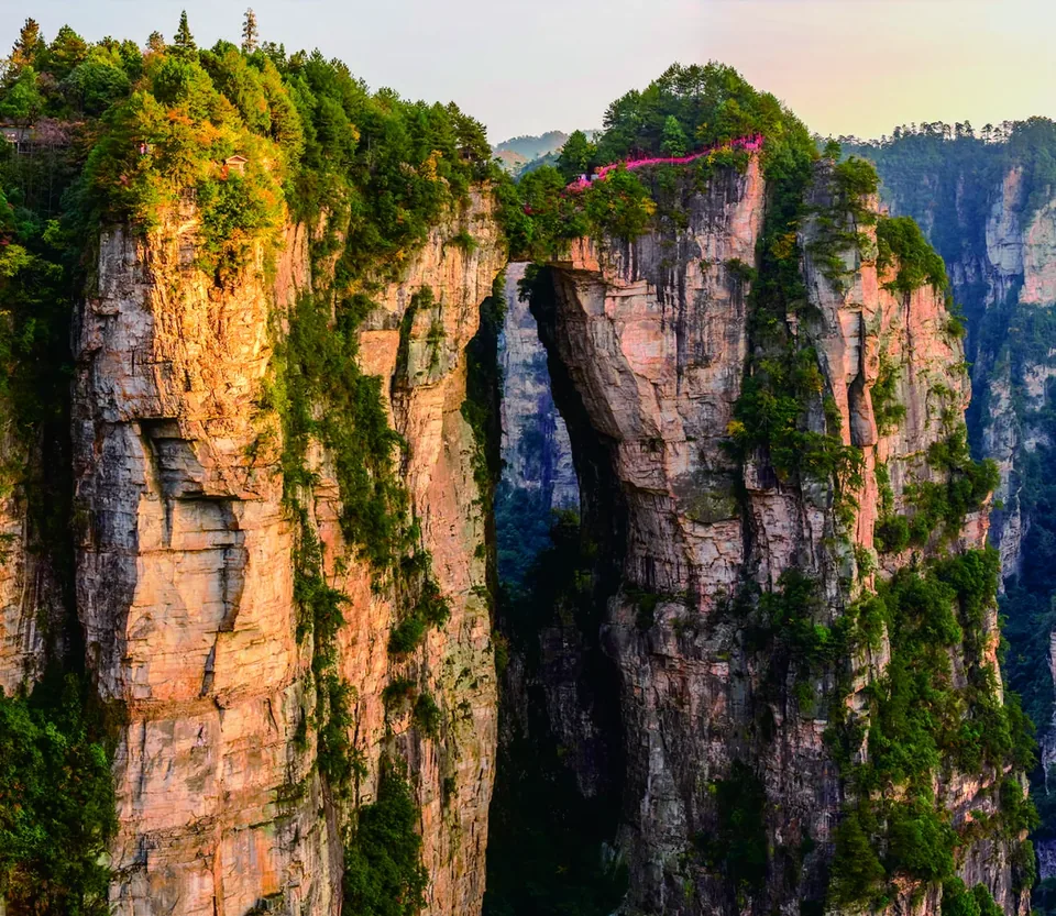 Avatar Mountain and the No. 1 Bridge in the World