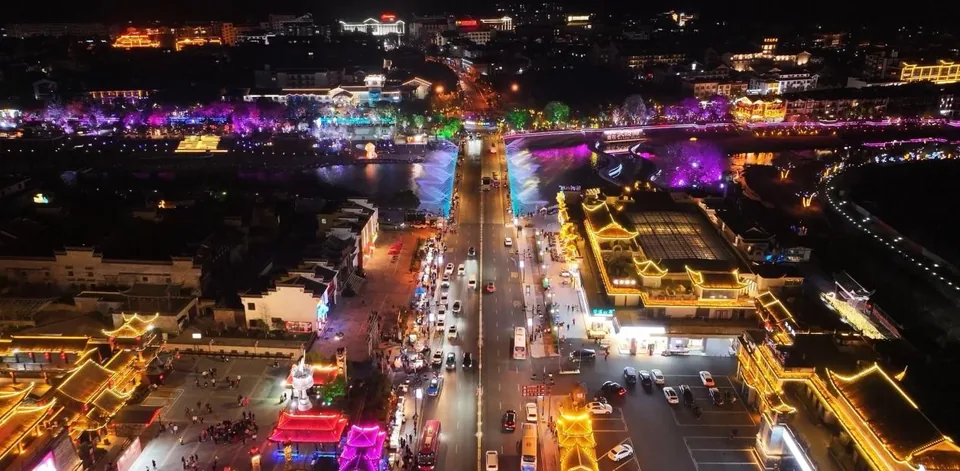 索溪河畔夜游